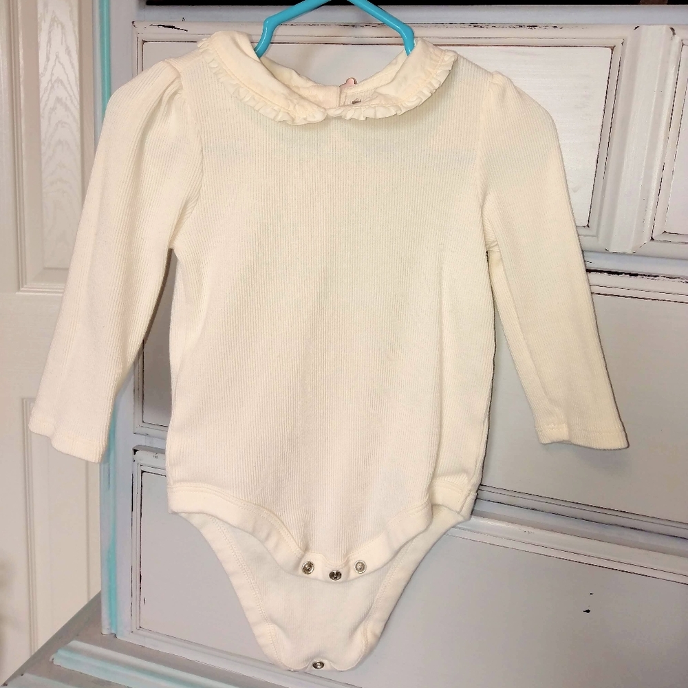 Baby GAP Scalloped lace collar LS onesie
